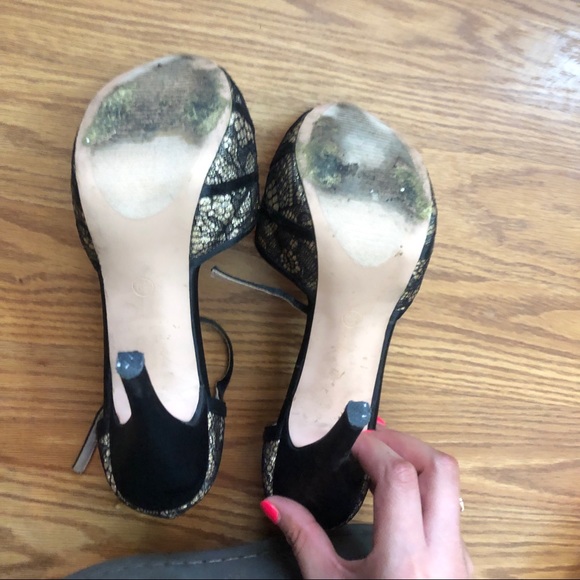 Womens Elegant Black Heels Size 8 1/2 - Picture 3 of 4